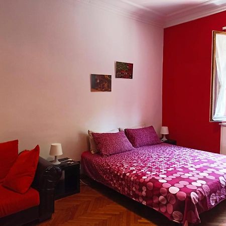 شقة La Casa Di Born In تورينو المظهر الخارجي الصورة